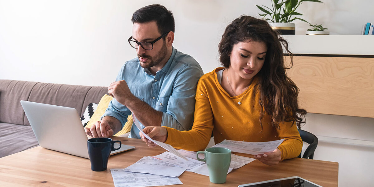 how to reduce monthly expenses